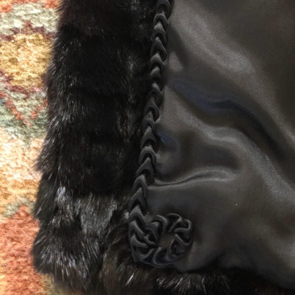 Beaver jacket with mink collar - Picture 8 of 8